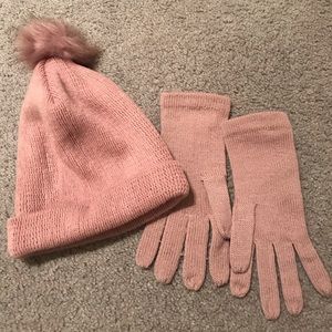 Hat and gloves set